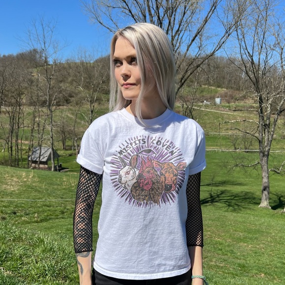 Help Rescue Animals!🐈‍⬛💜 MisfitsCoven Logo Unisex T-Shirts🔮🐾Inclusive Sizing - Picture 6 of 11